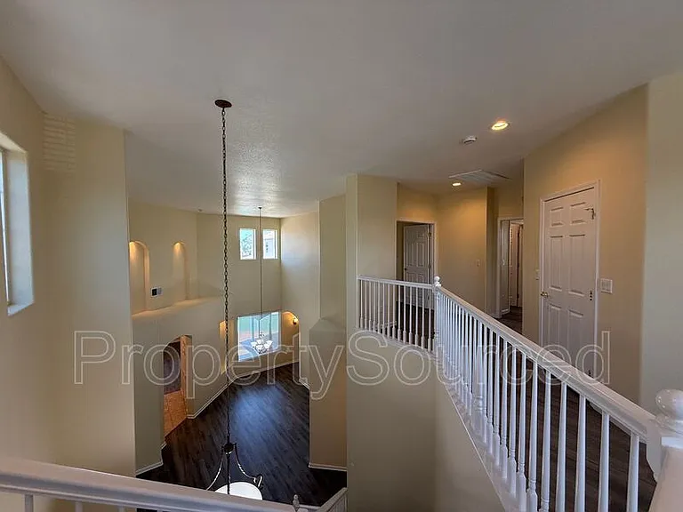 1633 Sparrowhawk St — Photo 34