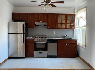 23-24 28th Ave #2, Astoria, NY 11102