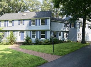 58 Walnut St, Concord, MA 01742