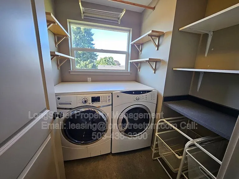 6458 NE 8th Ave — Photo 40