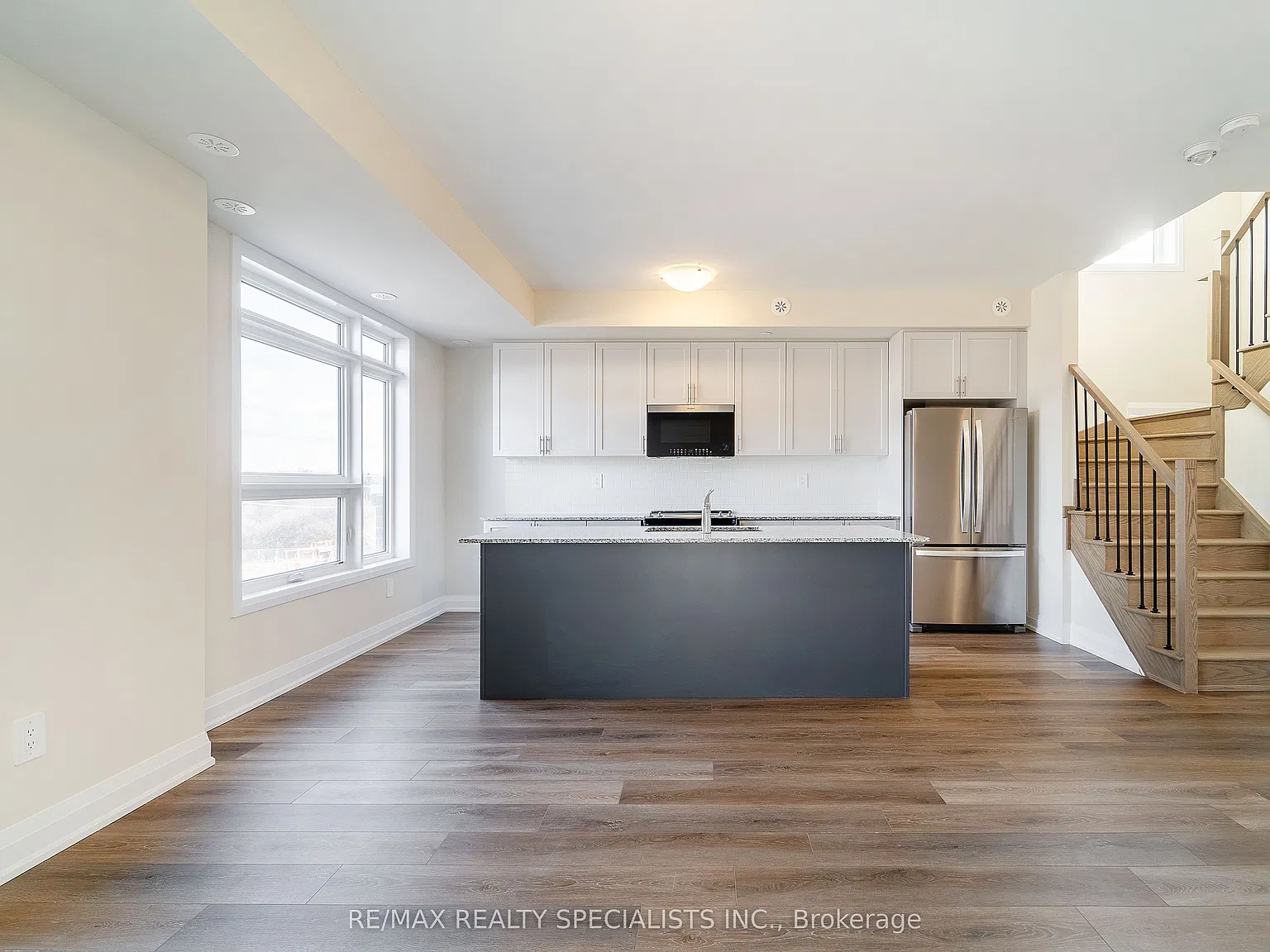 2 bed, $2,850 — Photo 4
