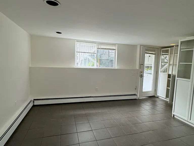2 Hingham St #2B — Photo 3