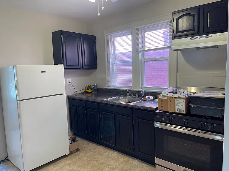 123 Sylvan Ave #2 — Photo 8