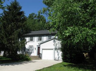 9131 Woodcut Ct, Mason, OH 45040