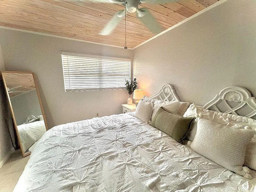 3 bed, 2.0 bath, 1418 sqft, $6,500 — Photo 4