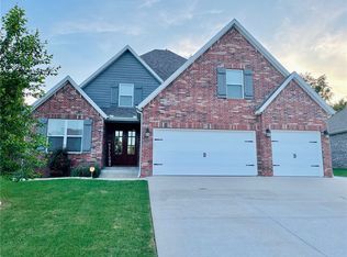 760 S Hawthorn Way, Centerton, AR 72719