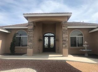 5123 Hilltop Rd, Phelan, CA 92371