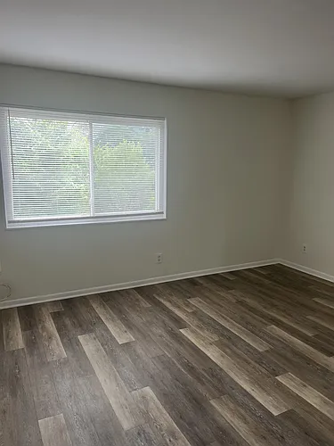 1038 Cherry Dr Photo 1
