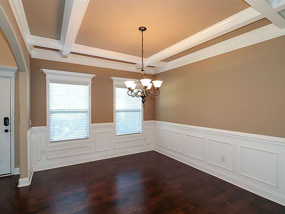 5th image of 206 Black Hawke Ln