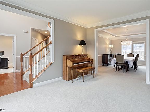 5th image of 38610 Amberwood Dr