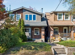 18 Rhyl Ave, Toronto, ON M4L 1R7