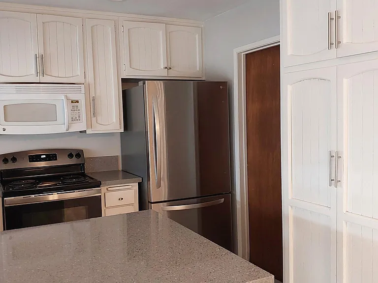 Kichen updated with new appliances