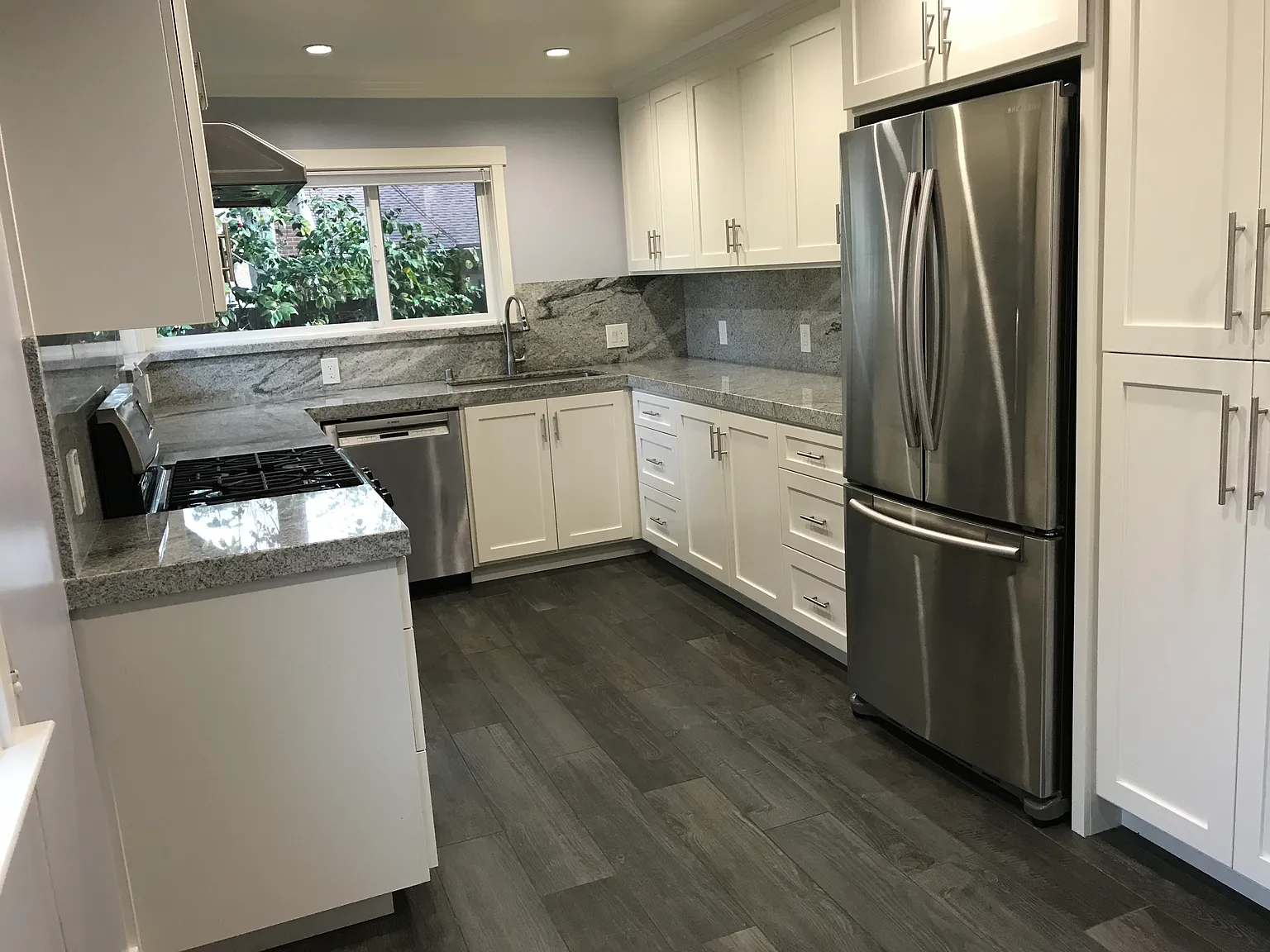 2 bed, 1200 sqft, $4,700 — Photo 2