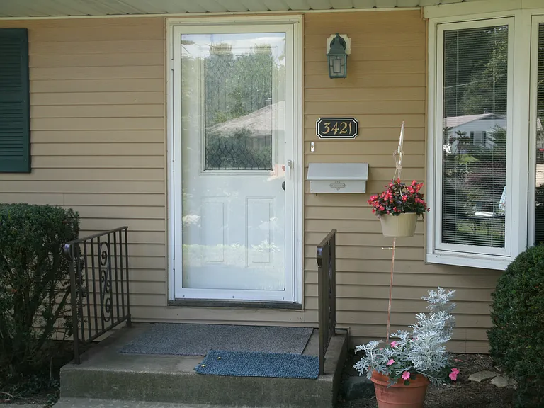 3421 N Indiana Ave #3421 — Photo 16