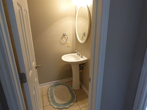 5th image of 408 Shannon Ln