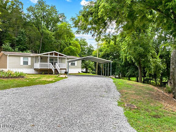 3rd image of 941 Thinwood Dr