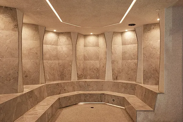 Rented by MNS | media 14