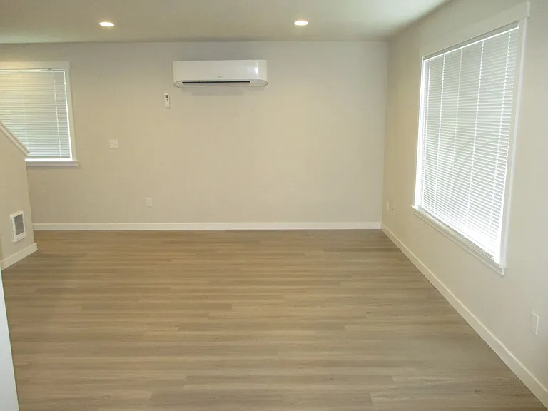 436 103rd Street Ct S — Photo 3