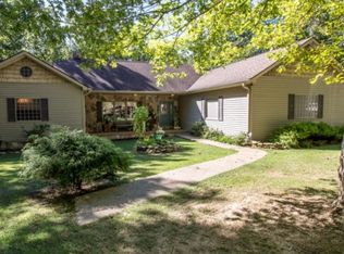 933 Goosepond Rd, Monterey, TN 38574