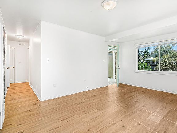 4th image of 182 - 186 Torzelli Lane