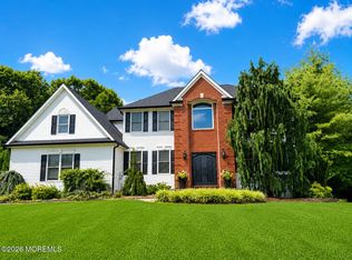 8 Nicole Ct, Jackson, NJ 08527