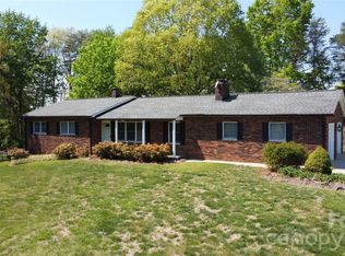 1320 Havenwood Dr, Morganton, NC 28655