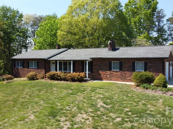 1320 Havenwood Dr, Morganton, NC 28655