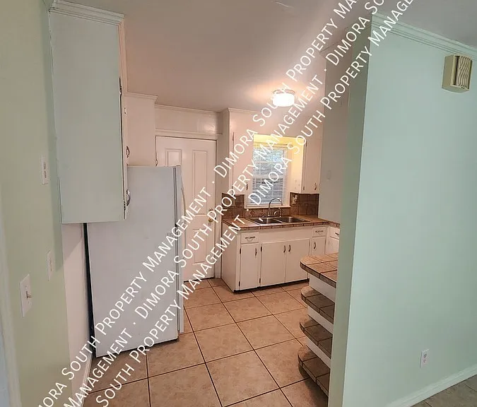 102 Perdido St — Photo 13