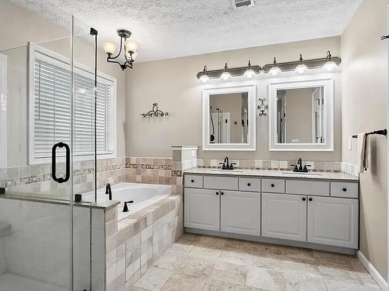4015 Delamar Dr — Photo 20