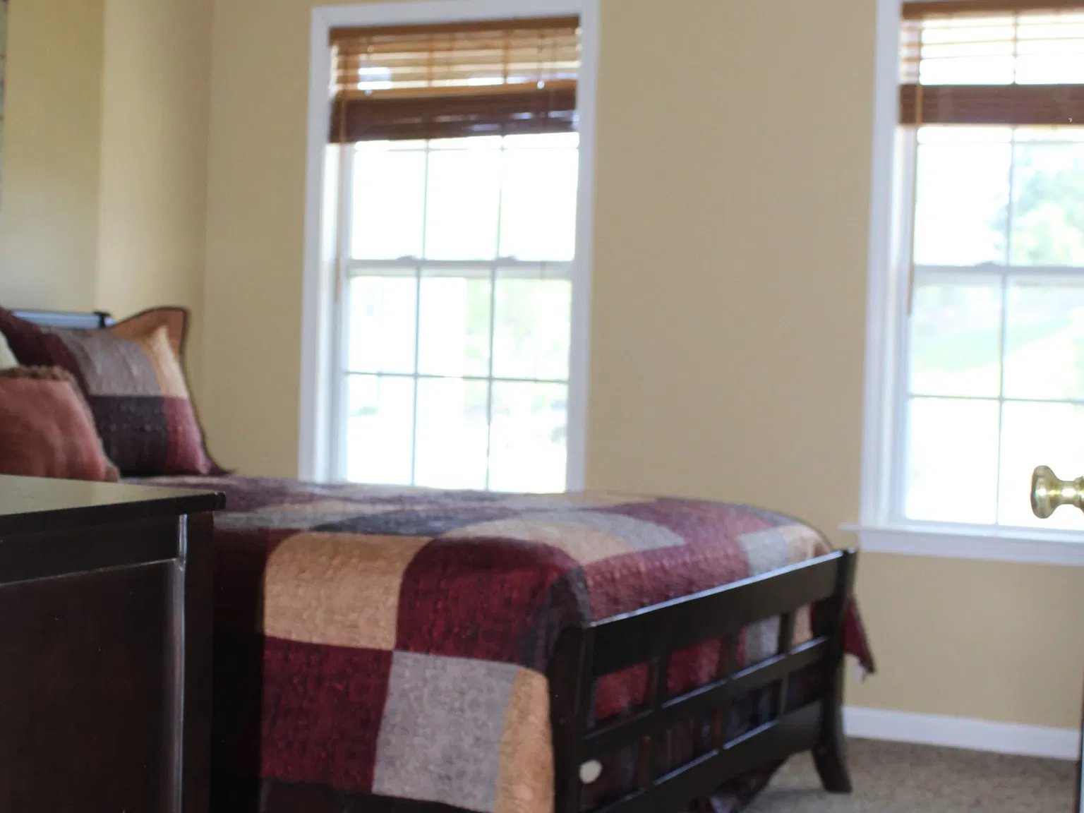 6 bed, $27,000 — Photo 2