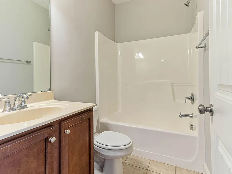 1528 Lily Creek Dr — Photo 25