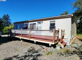 16599 Foster Rd, Brookings, OR 97415