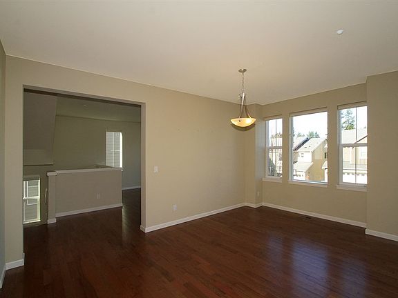3rd image of 17453 NE 98th Way