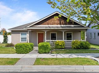 568 Cherokee St, Richland, WA 99352