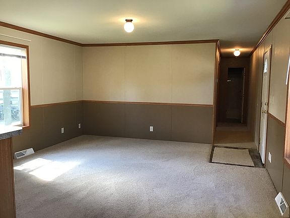4th image of 417 N 14th Pl #T005