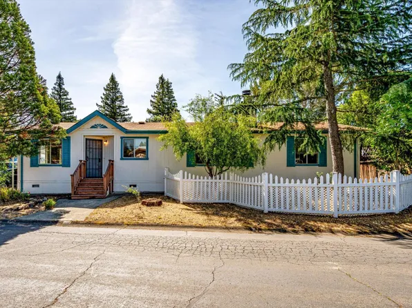 271 Russian Flag Way, Sonoma, CA 95476