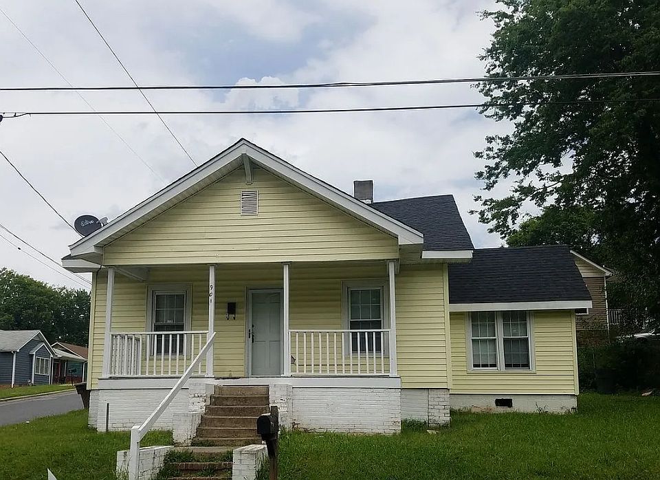 1st image of 901 Arlington St