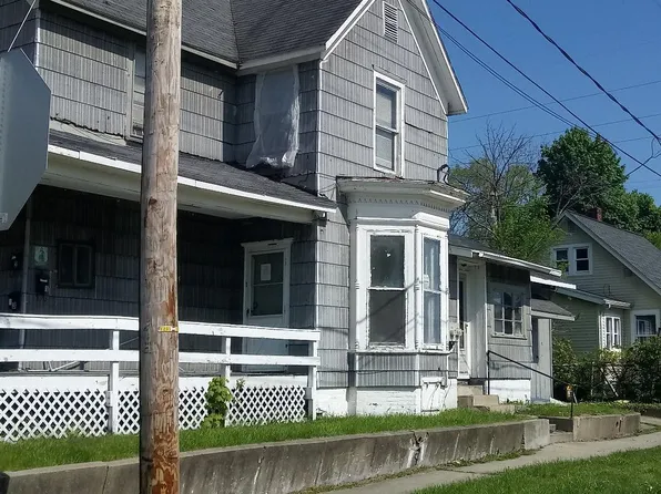 935 W Marion St APT 3, Elkhart, IN 46516