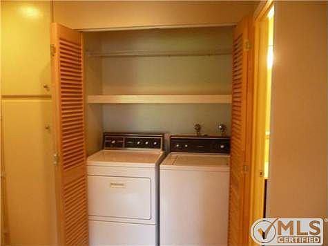 5th image of 331 Graves Ct #7C
