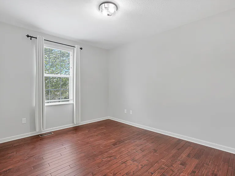 7236 Upper Albany Dr — Photo 47