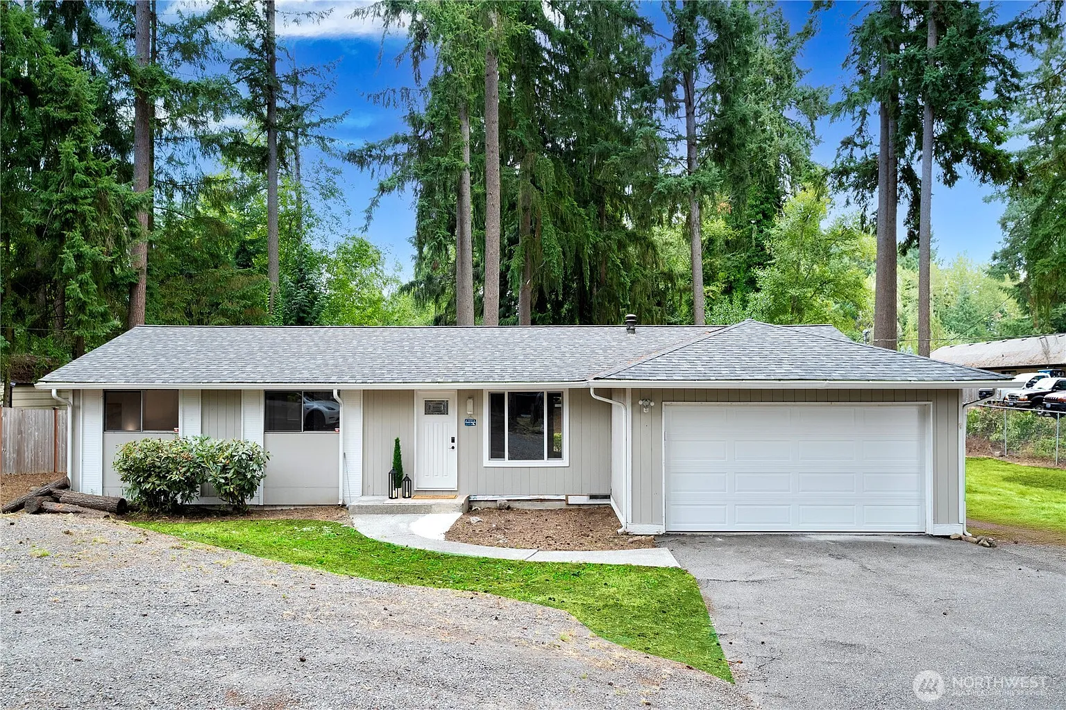 12603 Military Road E photo 1