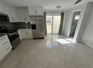 11138 SW 6th St #2, Miami, FL 33174