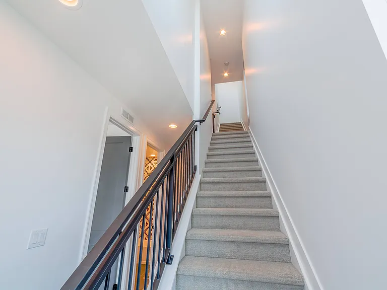 2317 Stout St — Photo 23