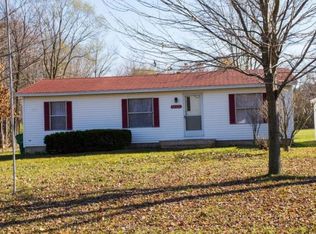 56324 Oak Rd, South Bend, IN 46619