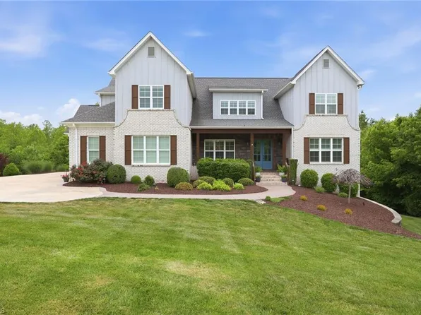8609 Robert Jessup Dr, Greensboro, NC 27455
