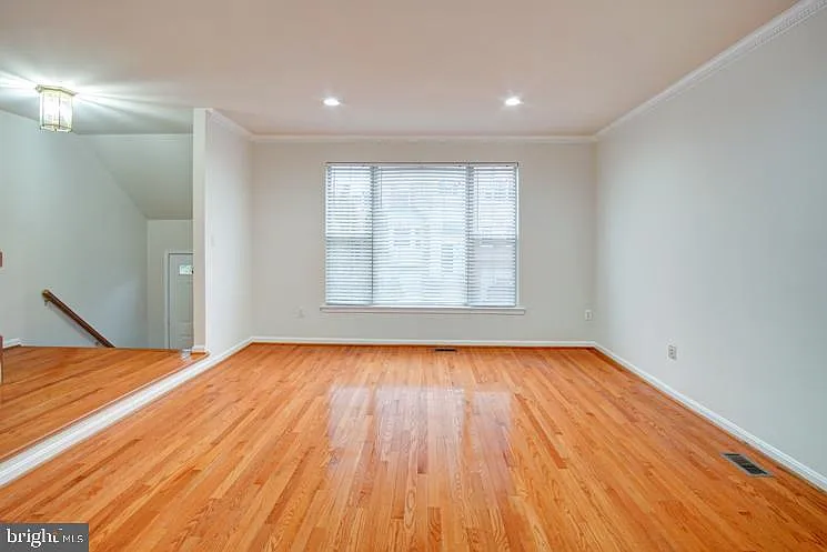 6912 Kerrywood Cir — Photo 4