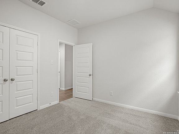 4th image of 7618 Jacksboro