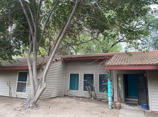 643 N Trout Lake Dr, Sanger, CA 93657