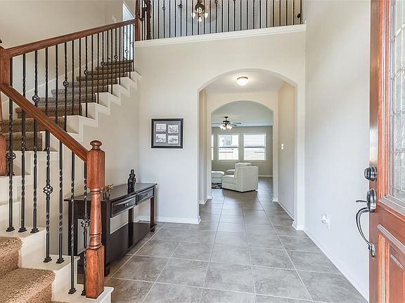 Expansive entry into first floor living