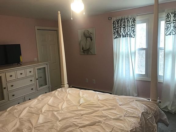 Master bedroom - 2nd floor